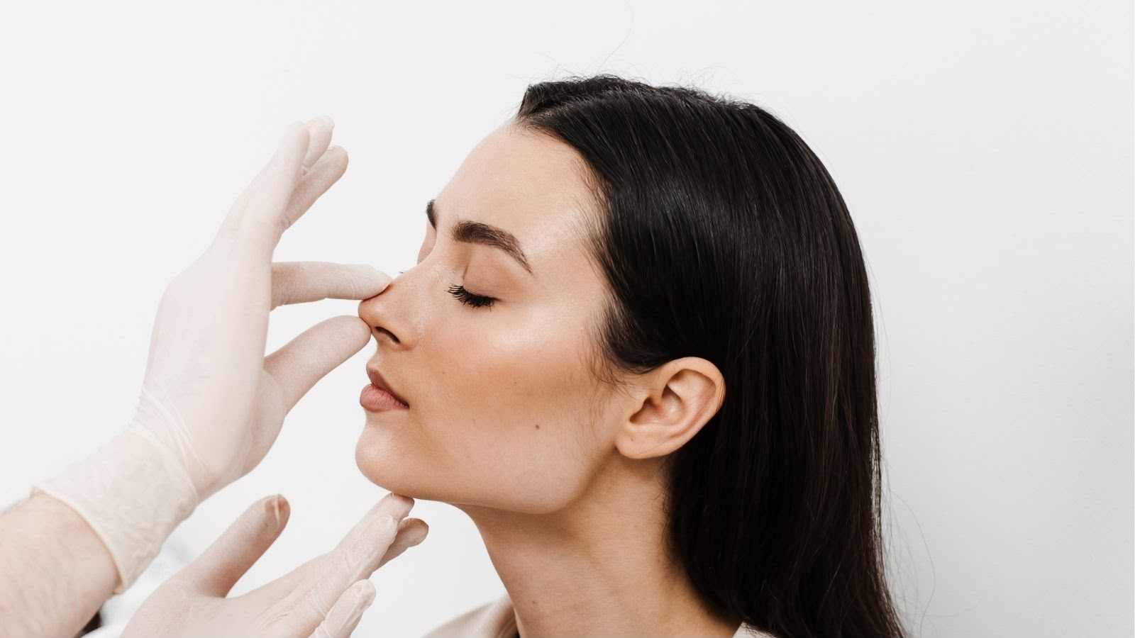 Chirurgie de rhinoplastie (remodelage du nez) chez EsteCenter Istanbul